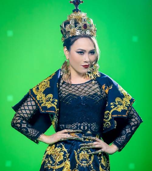 Mỹ Tâm "biến hình" từ "hai lúa" đến "nữ hoàng" như này! - 4
