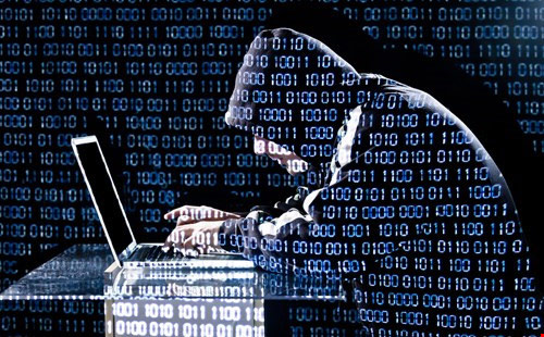 Hacker 15 tuổi tấn công mạng sân bay bỏ học từ 2016