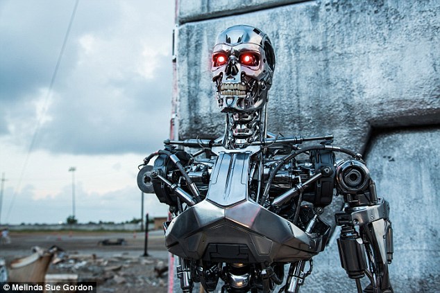 Robot nổi loạn, giết người như trong phim ở nhà máy Mỹ - 1