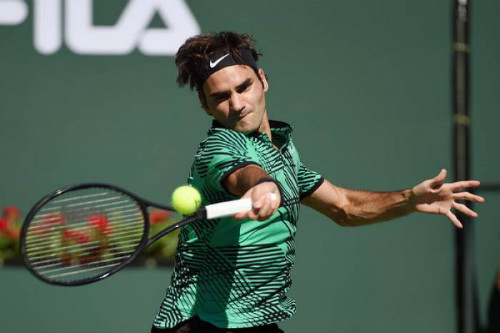 Federer - Tiafoe: &#34;Toát mồ hôi&#34; trước đối thủ 19 tuổi (V2 Miami Open) - 2