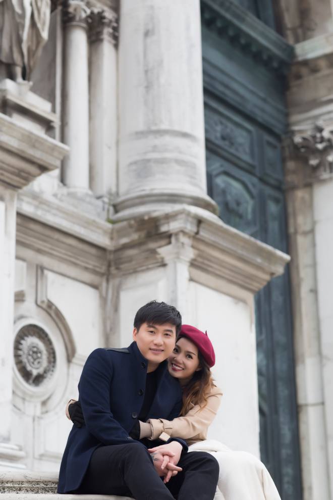 Tình trẻ chộ bình yên khi dứa Ngọc Anh ở Venice - 2