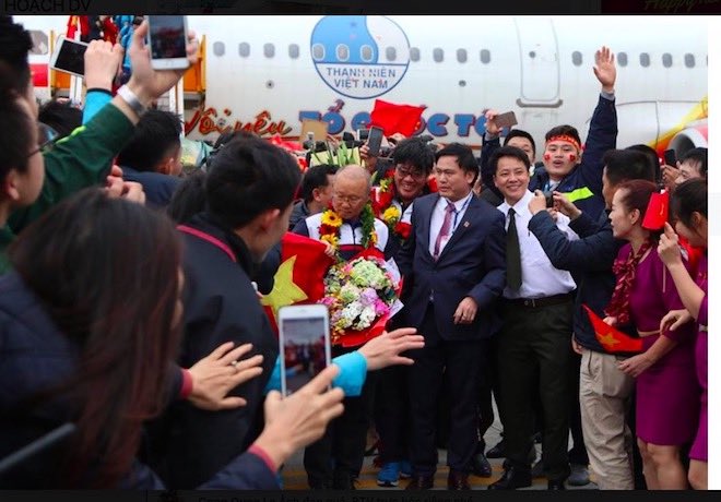 Hình ảnh U23 Việt Nam về nước ngập tràn Facebook - 7