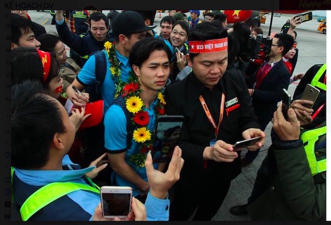Hình ảnh U23 Việt Nam về nước ngập tràn Facebook - 6