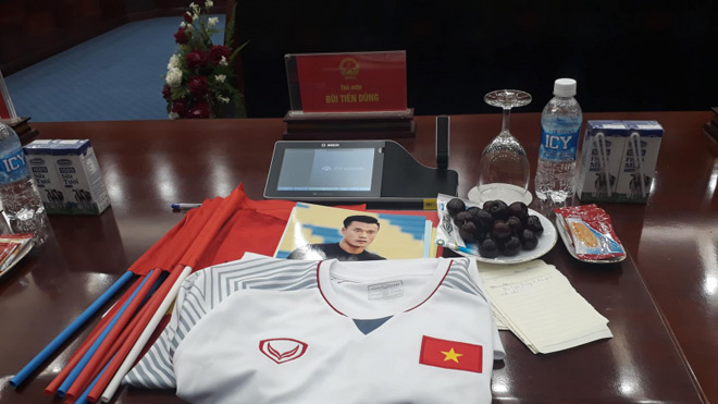 Thủ tướng gặp U23 Việt Nam: "Chưa bao giờ chờ đợi lâu đến thế" - 4