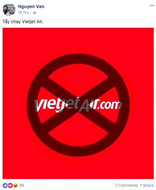 Dân mạng "nóng mặt" đòi tẩy chay VietJet Air vì "chiêu đãi" U23 VN bằng bikini - 10