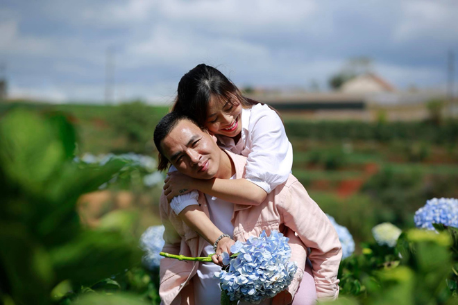 Nữ MC "Chúng tôi là chiến sĩ" tung ảnh cưới lần hai tại Đà Lạt - 12