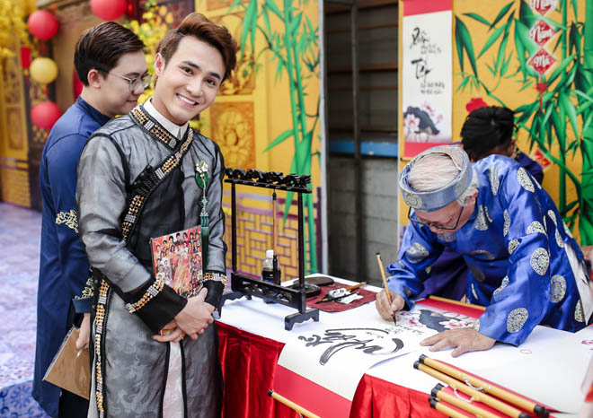 Hà Hồ tươi rói trước thông tin sắp cưới Kim Lý - 8