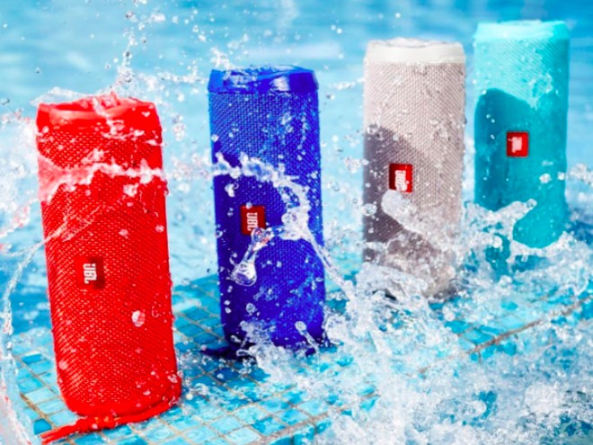 Những phụ kiện công nghệ không thể thiếu trong các chuyến du lịch - 2