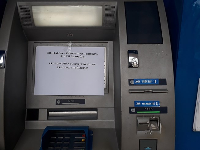 ATM quá tải, cãi lộn vì không rút được tiền tiêu Tết - 10