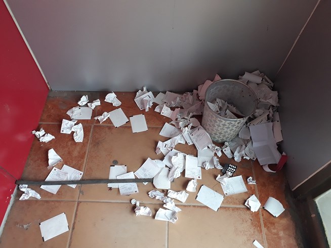 ATM quá tải, cãi lộn vì không rút được tiền tiêu Tết - 3