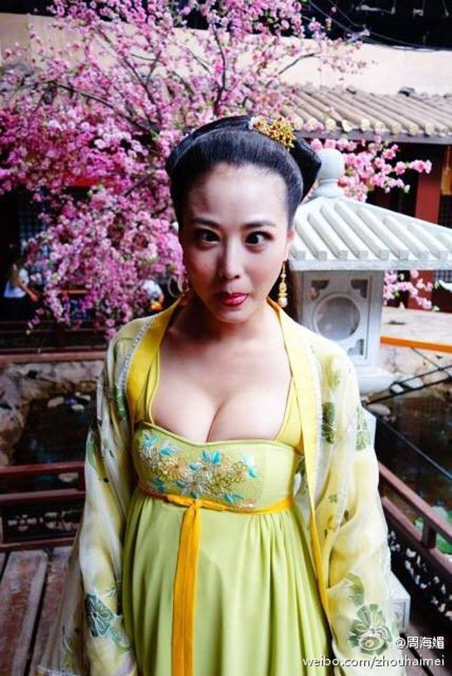 Mỹ nhân phim cổ trang hài hước trong hậu trường - 7