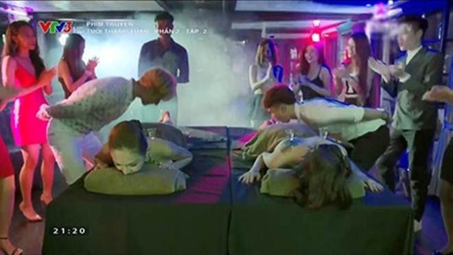 Những cảnh nóng gây tranh cãi gay gắt trên giờ vàng phim Việt - 12