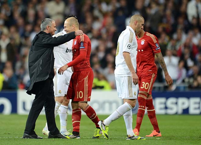 Bom tấn MU: Robben bí mật đến Carrington, Mourinho sửa sai cho Sir Alex - 2