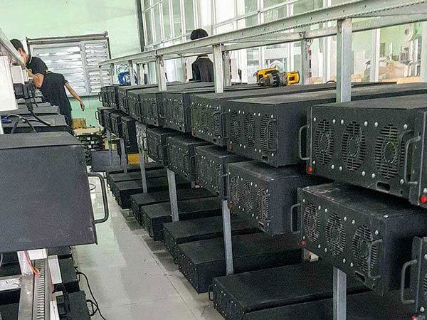 Vỡ mộng vì ‘trâu già’ cày tiền ảo Trung Quốc - 2