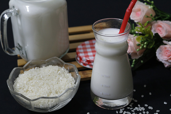 Tự làm sữa gạo Hàn Quốc ngọt mát lại cực rẻ, tội gì không thử - 1