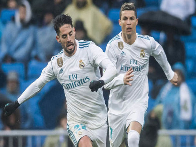Real Madrid ”đại loạn: ”Vua” Ronaldo trù dập Isco, đòi loại 7 SAO