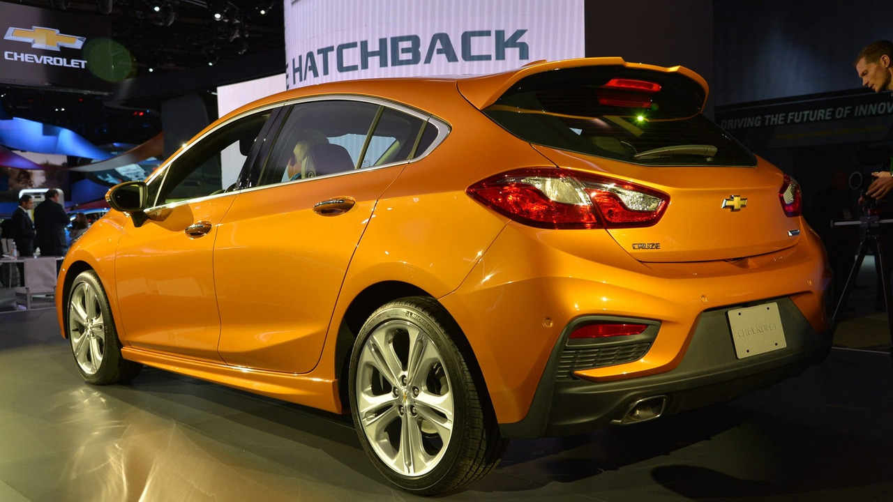 Chevrolet Cruze Hatchback 2017 sắp lên kệ, giá phải chăng - 4
