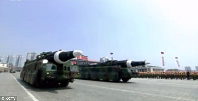 Triều Tiên khoe tên lửa đạn đạo tầm bắn bao phủ toàn Mỹ - 2
