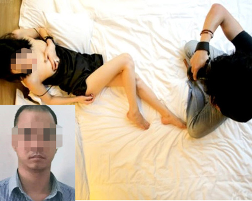 “Thợ chụp ảnh” đóng cảnh sex với gái trẻ để quảng cáo bán dâm - 1