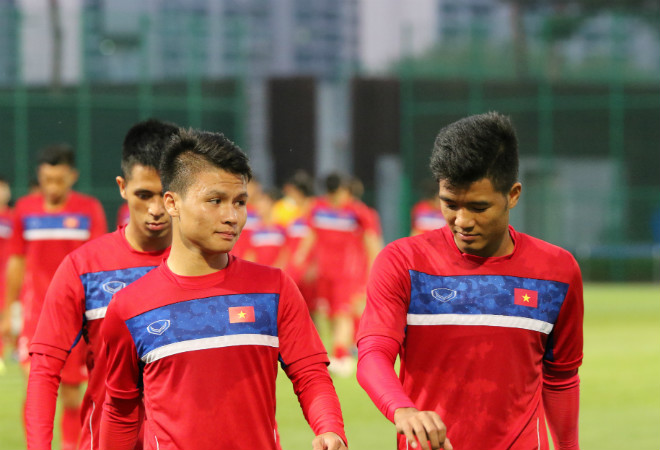 U20 Việt Nam: "Đàn em" Công Phượng băng chân tập cực sung - 13