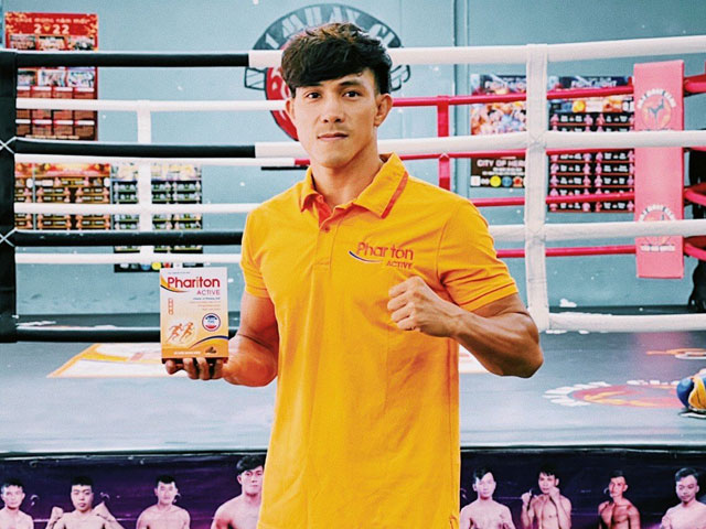 Nghẹn ngào hot girl điền kinh Việt Nam bị ngã đau đớn trước khi về đích