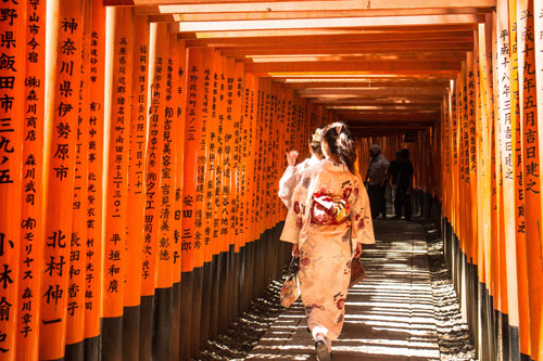 Fushimi Inari, ngôi đền ngàn cổng kỳ lạ ở Nhật Bản - 2