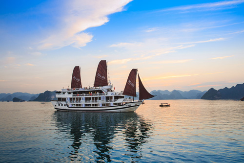 Top 5 du thuyền đẳng cấp 5 sao tại Hạ Long - 3