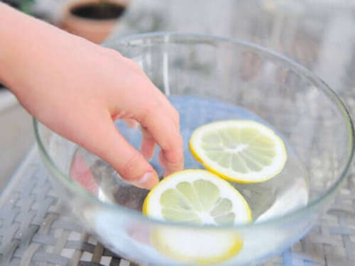 6 bước làm sạch móng tay mỗi ngày chị em nên biết - 6