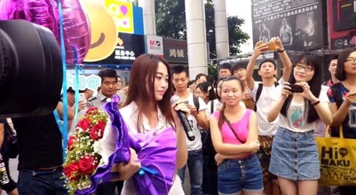 Nam sinh mua 999 quả bưởi tỏ tình với người trong mộng - 6