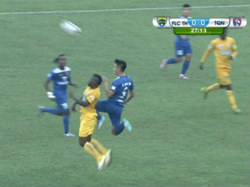 Đua vô địch V-League: Hấp dẫn không kém NHA - 1