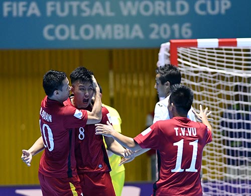 ĐT futsal VN thăng hoa: Vui đã, Paraguay & Ý tính sau - 1