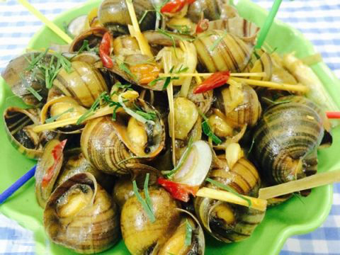 Ốc xào cay ngon tuyệt cho ngày thu se lạnh - 1