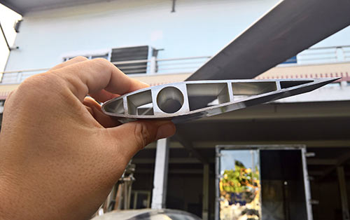 Cận cảnh máy bay vừa cất cánh của “hai lúa” Bình Dương - 10