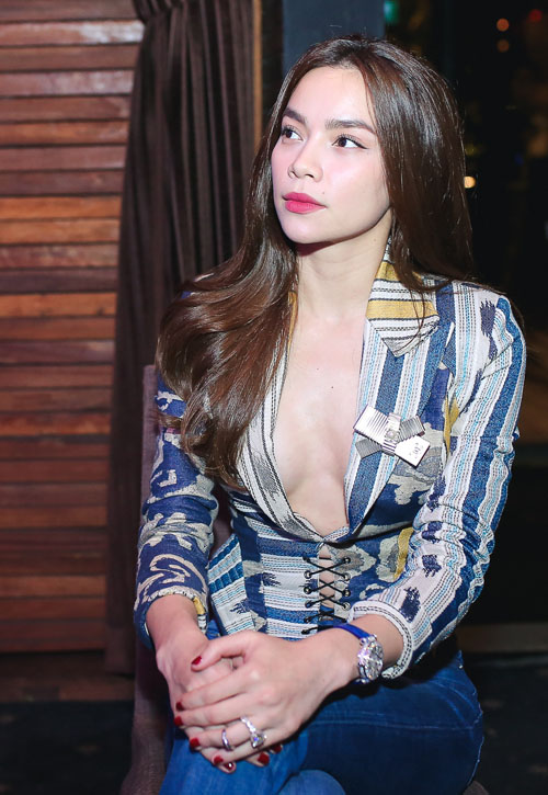 Hồ Ngọc Hà ngày càng bạo dạn 