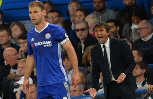 5 trận 6 bàn thua, còn đâu Chelsea phòng thủ trứ danh - 3