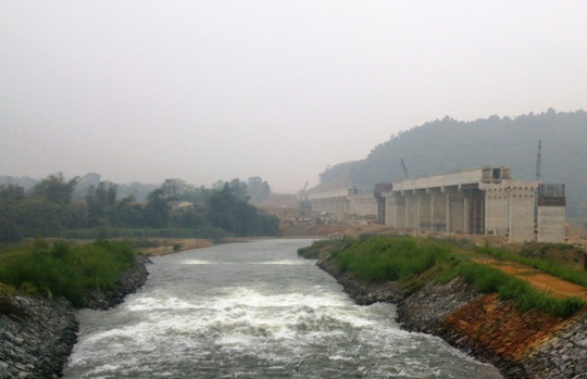 Ra kênh tắm, 2 nữ học sinh chết đuối thương tâm - 1