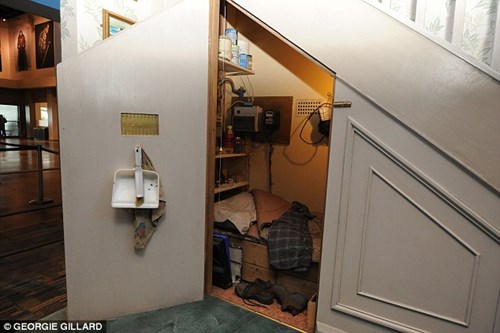 Nhà của phù thuỷ Harry Potter được rao bán 13,6 tỉ đồng - 8