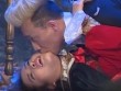 Hành động táo bạo của Trấn Thành với "vợ người ta"
