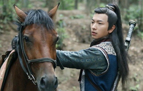 Phim "Bao Thanh Thiên" gây tranh cãi vì sao nữ hở bạo - 6