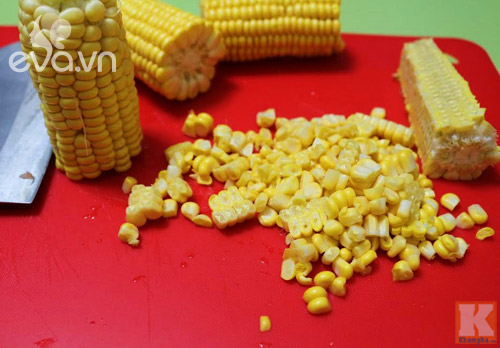 Ngô xào thịt băm dân dã cho bữa cơm đầu tuần - 2