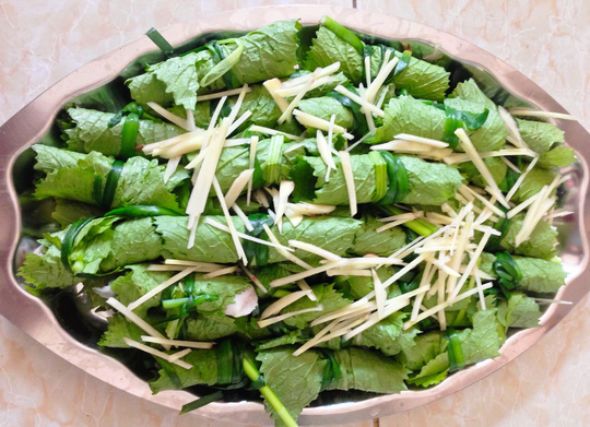 Thanh đạm cùng cá thác lác cuộn cải bẹ xanh - 5