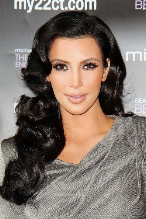 Những mái tóc làm nên tên tuổi Kim Kardashian - 6
