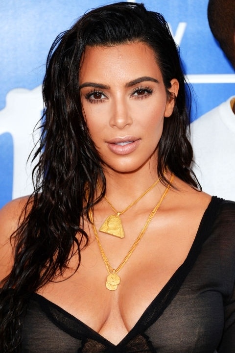 Những mái tóc làm nên tên tuổi Kim Kardashian - 14