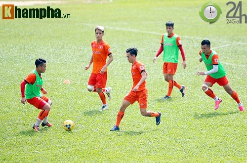Tuyển thủ Việt Nam luyện đá tiki-taka "như Barca" - 8