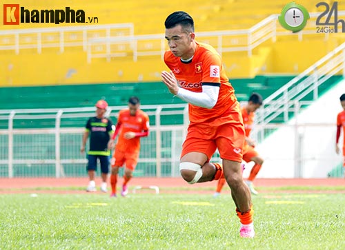 Tuyển thủ Việt Nam luyện đá tiki-taka "như Barca" - 2