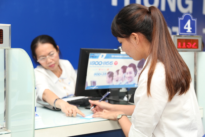 Việt Nam đang có bao nhiêu thuê bao di động và internet? - 1