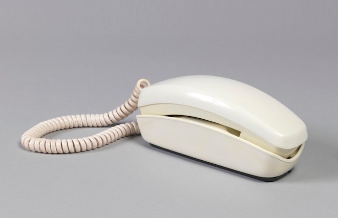 80 năm phát triển của chiếc điện thoại "thu nhỏ" trong 10 bức ảnh này - 3