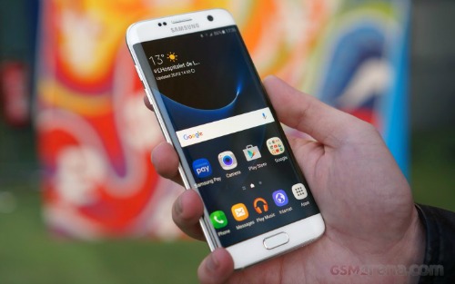 Galaxy S7 Edge giảm giá sốc: chỉ còn 4,3 triệu đồng Galaxy S7 Edge giảm giá sốc: chỉ còn 4,3 triệu đồng