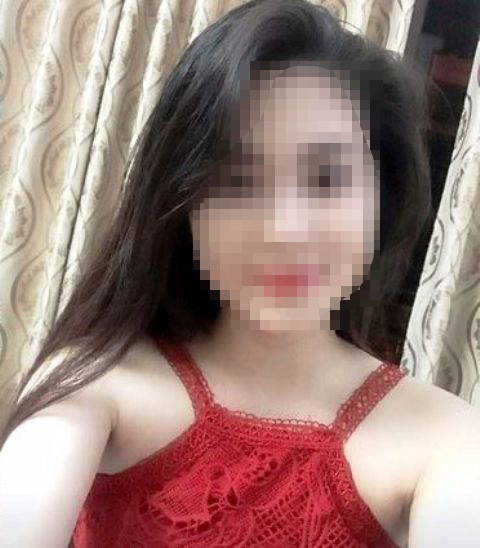 Hé lộ nguyên nhân chồng đâm vợ hot girl 36 nhát dao - 1