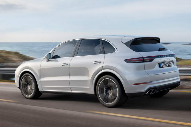 Giá Porsche Cayenne Turbo 2018 ở Việt Nam lên đến 8,92 tỷ đồng - 2